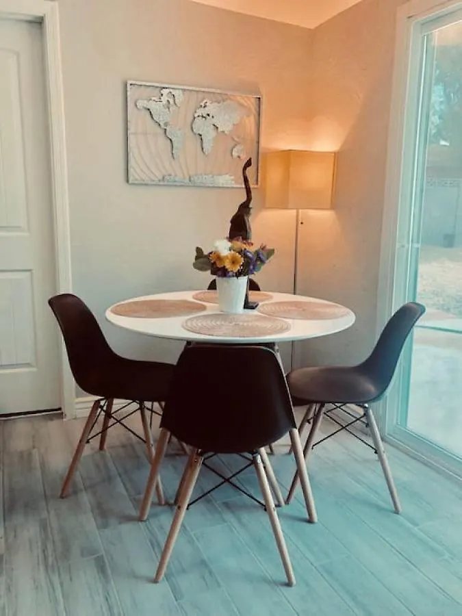 Sunny Guest Suite With Large Backyard - Pets Welcome Φοίνιξ 0*,